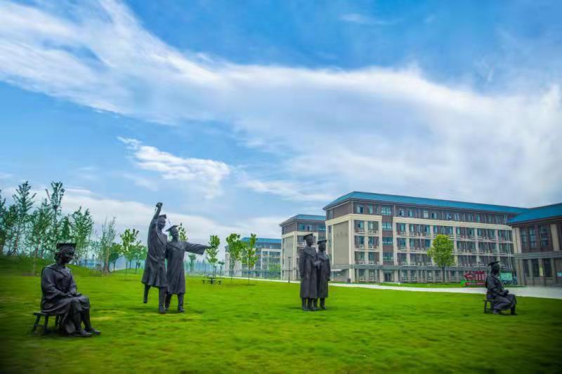 荆州学院2023年秋季学期辅导员、餐厅监管、专任教师等人才招聘公告